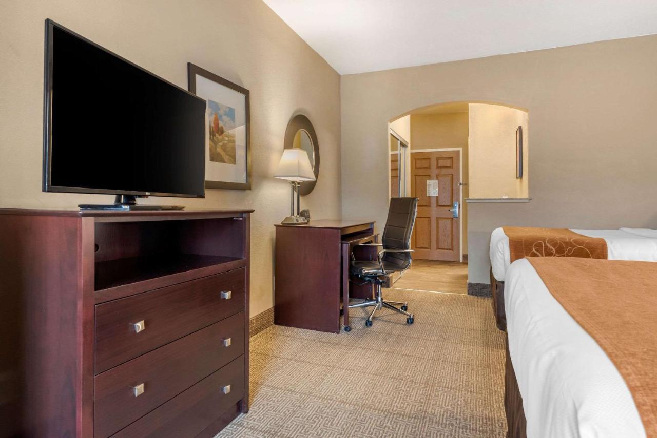 Comfort Suites near Route 66 Springfield Extérieur photo