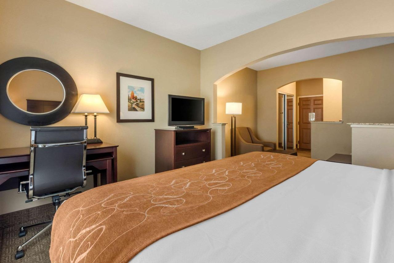 Comfort Suites near Route 66 Springfield Extérieur photo