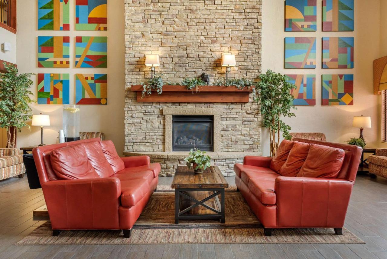 Comfort Suites near Route 66 Springfield Extérieur photo
